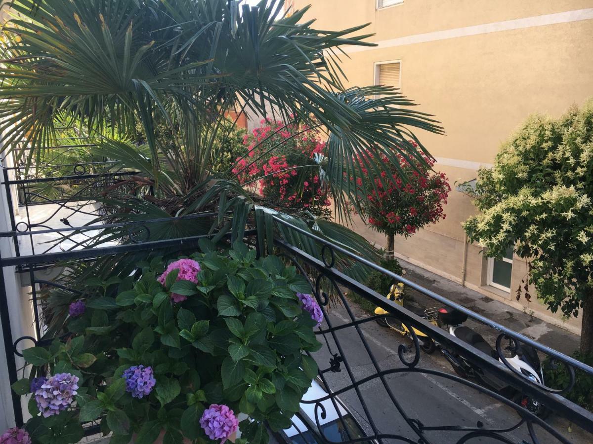 Rodeo Drive Leilighet Viareggio Eksteriør bilde