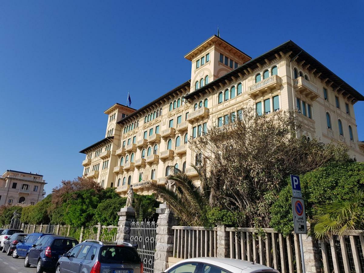 Rodeo Drive Leilighet Viareggio Eksteriør bilde